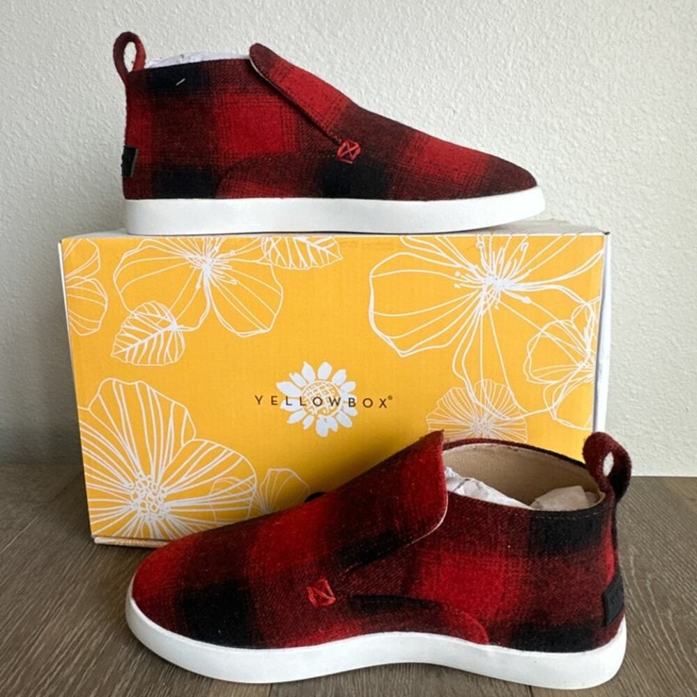 Yellow Box Oriana Red Buffalo Plaid Flannel Slip-On Chukka Sneaker Women's 6